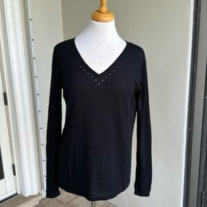 Lululemon Black V-Neck long sleeve sweater size large